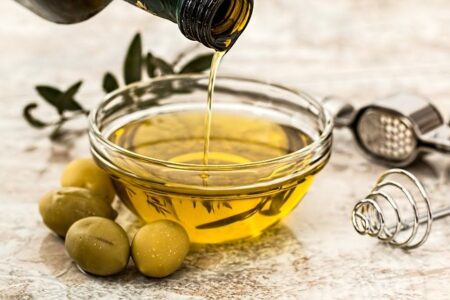 Olio d’oliva vergine e verifica delle caratteristiche: il panel di assaggiatori